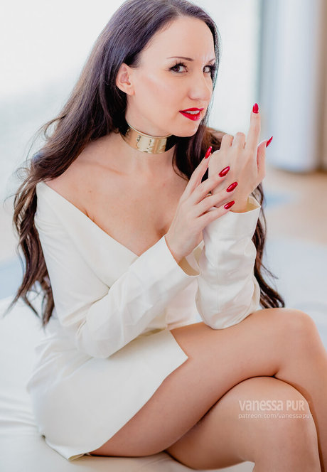 Vanessa Pur