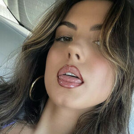 Foto di nudo di fuga di OnlyFans di Sj Bleau