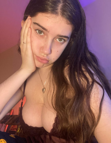 Itsmollyyyrose_again