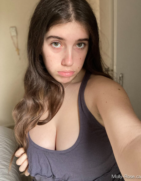 Itsmollyyyrose_again
