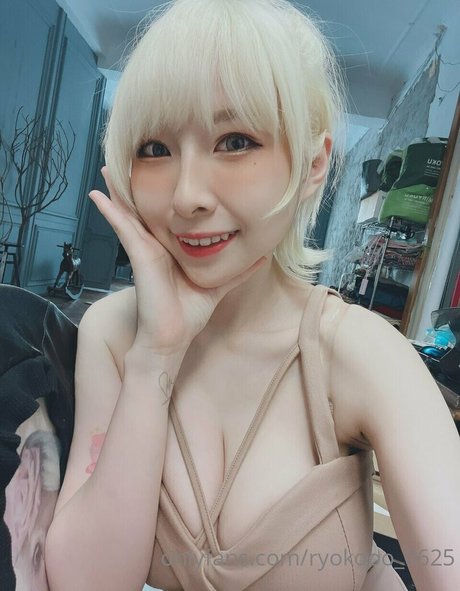Foto di nudo di fuga di OnlyFans di Ryoko