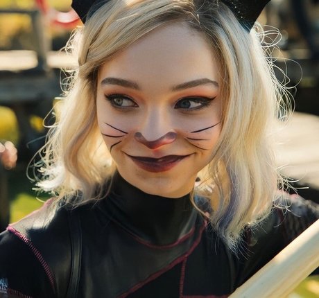 Emma Myers