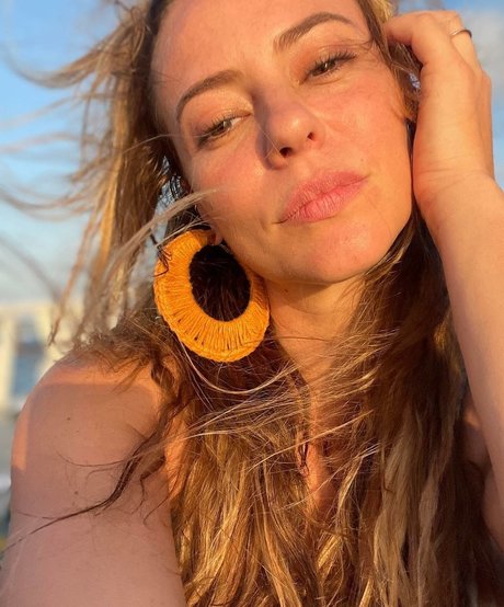 Foto di nudo di fuga di OnlyFans di Paolla Oliveira