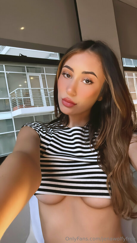 Foto di nudo di fuga di OnlyFans di Jenawolfyfree