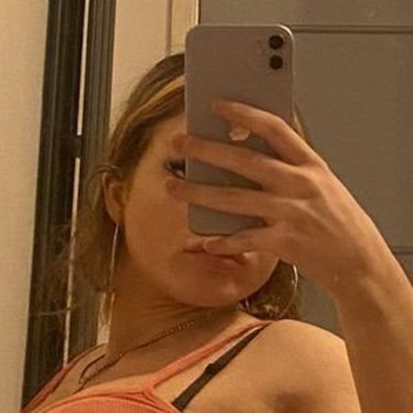 Foto di nudo di fuga di OnlyFans di Chloefaye