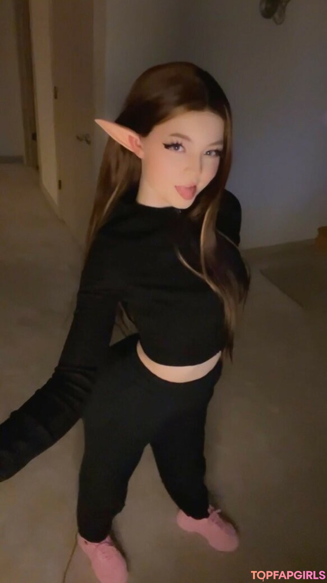 Foto di nudo di fuga di OnlyFans di Strawbeariemilkk #1114