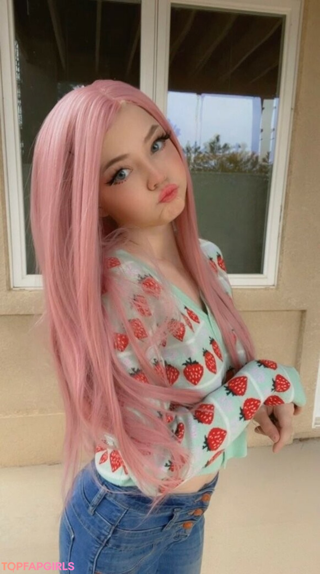 Foto di nudo di fuga di OnlyFans di Strawbeariemilkk #1127
