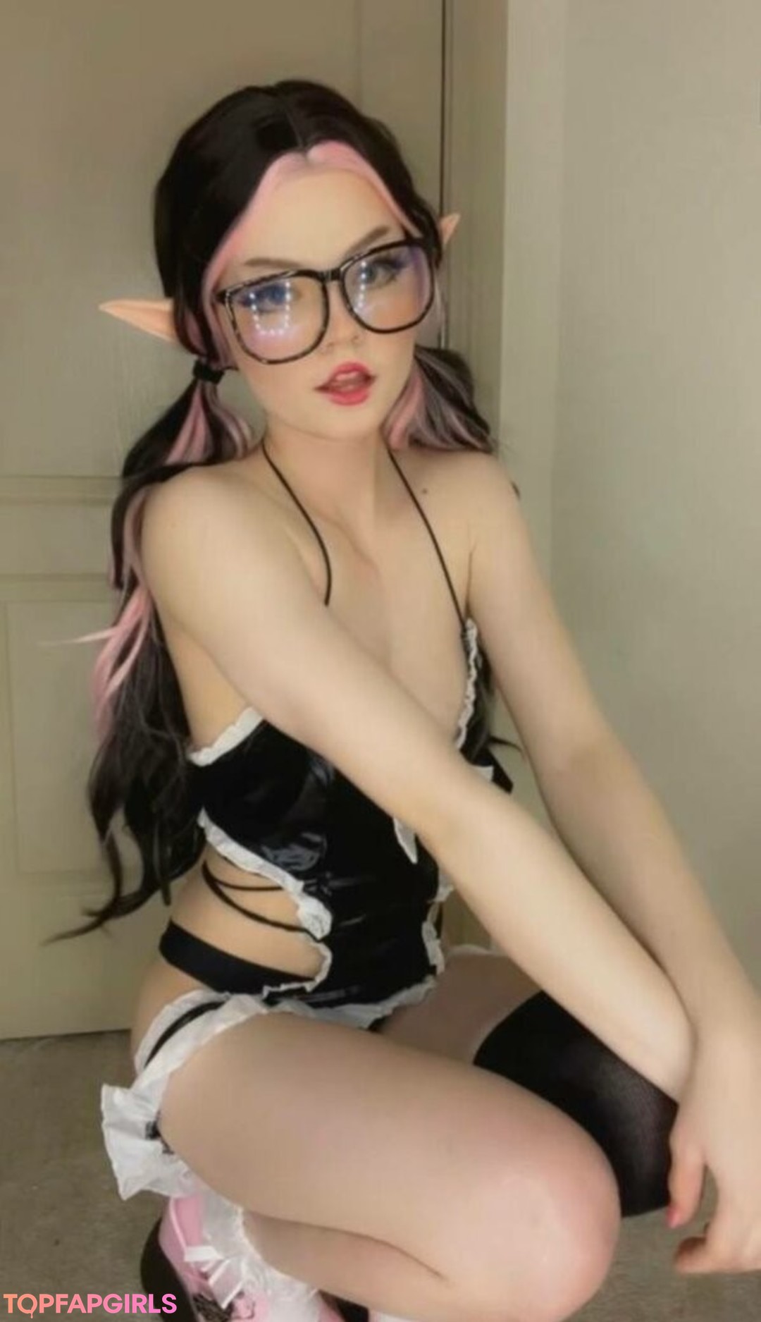 Foto di nudo di fuga di OnlyFans di Strawbeariemilkk #1575