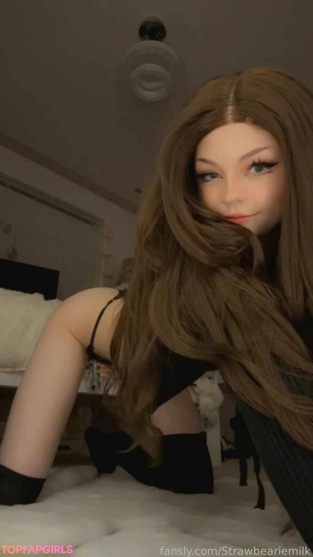 Foto di nudo di fuga di OnlyFans di Strawbeariemilkk #2438
