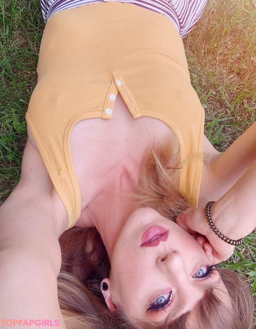 Foto di nudo di fuga di OnlyFans di April Gloria #1241