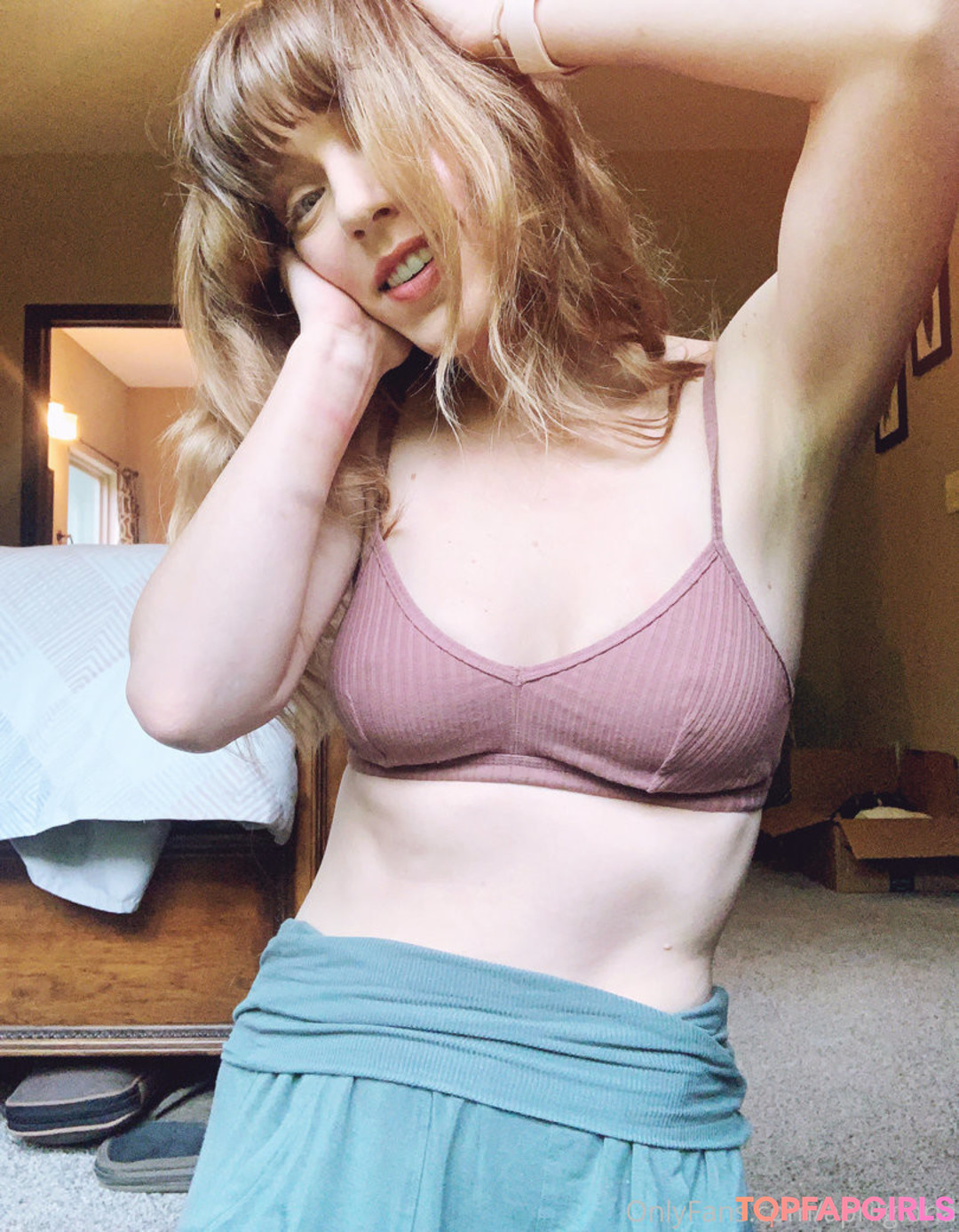 Foto di nudo di fuga di OnlyFans di April Gloria #1284