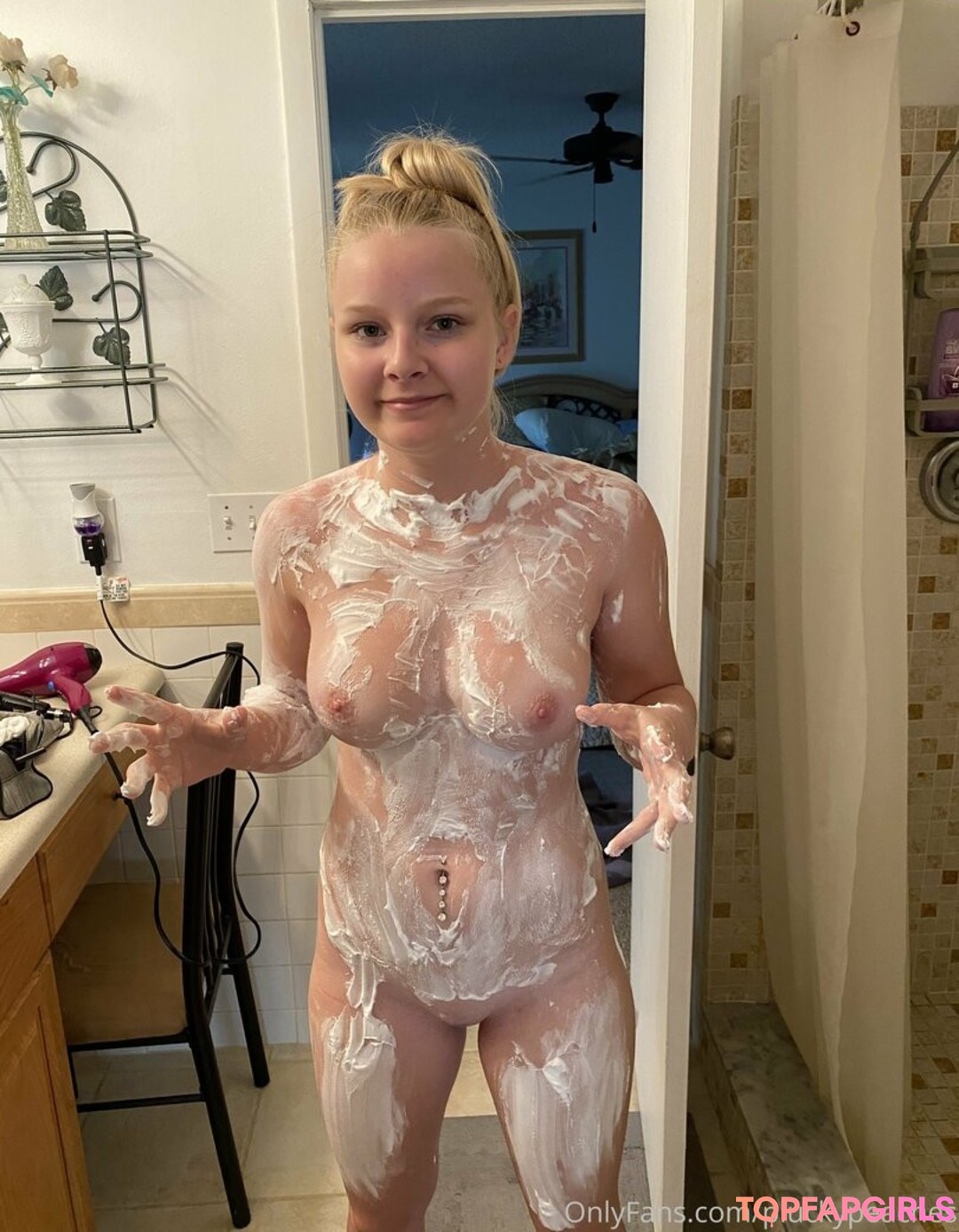 Foto di nudo di fuga di OnlyFans di Peaches #1100