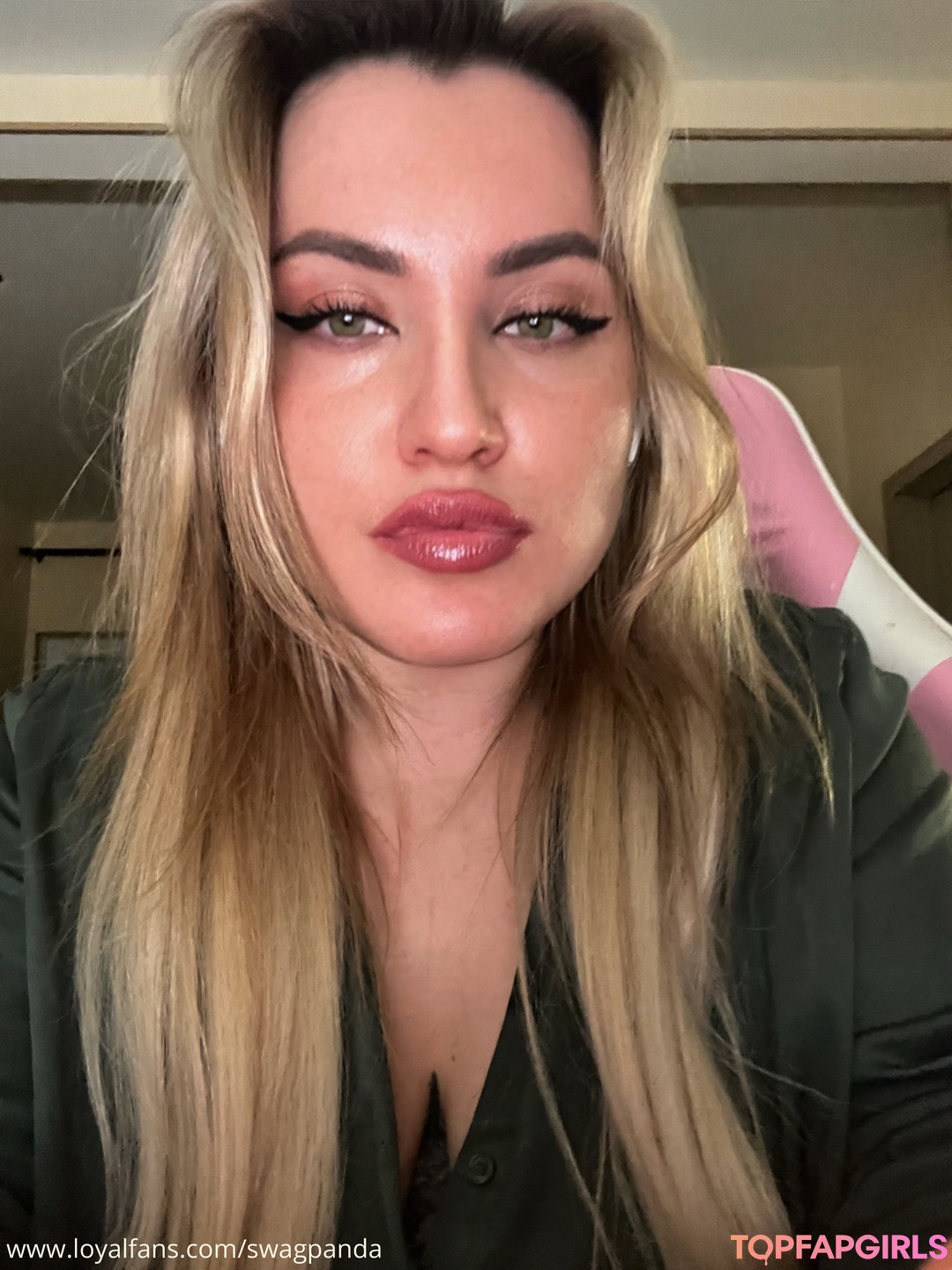 Foto di nudo di fuga di OnlyFans di Swag Russian Panda #94 Foto di nudo di fuga di OnlyFans di Swag Russian Panda #94