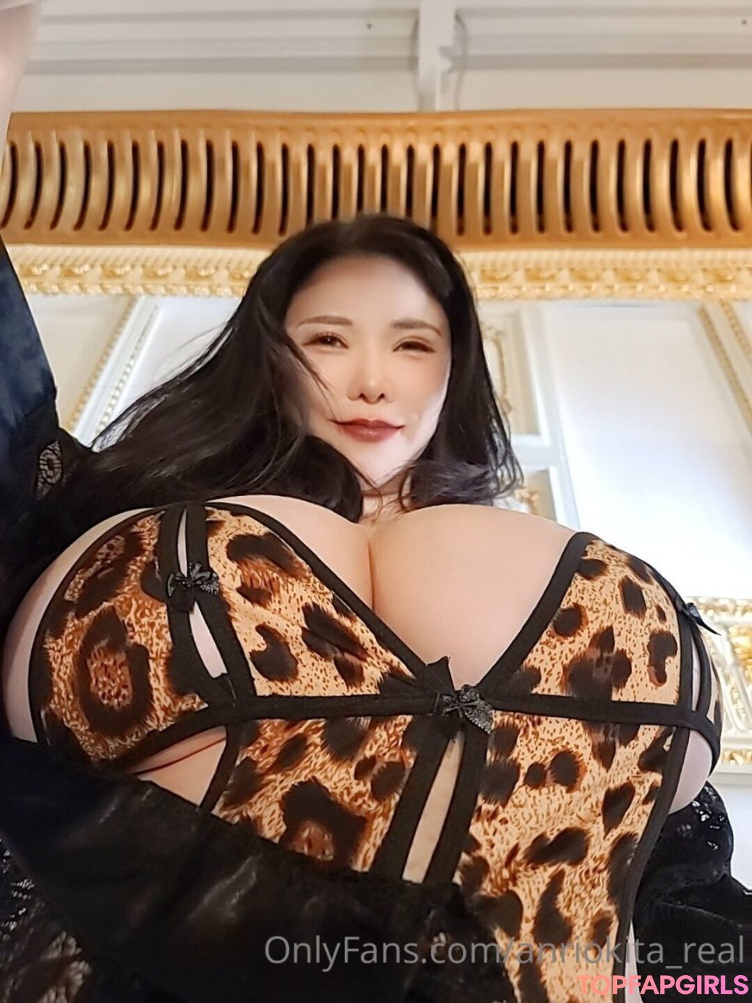 Foto di nudo di fuga di OnlyFans di Anri Okita #869