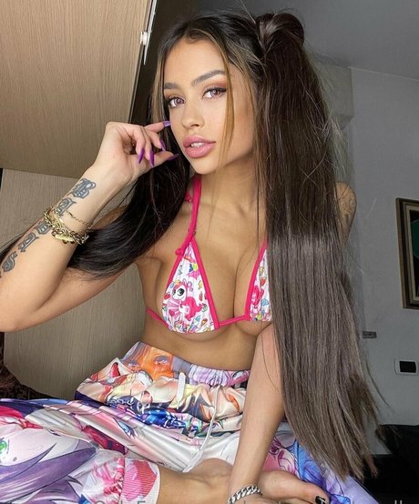 Foto di nudo di fuga di OnlyFans di Christina Bertevello