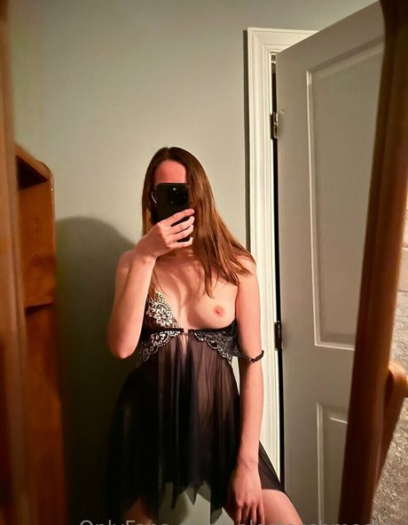 Foto di nudo di fuga di OnlyFans di Celeste Schmeckle