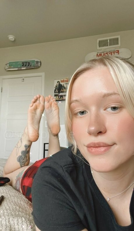 Foto di nudo di fuga di OnlyFans di Solesofskye