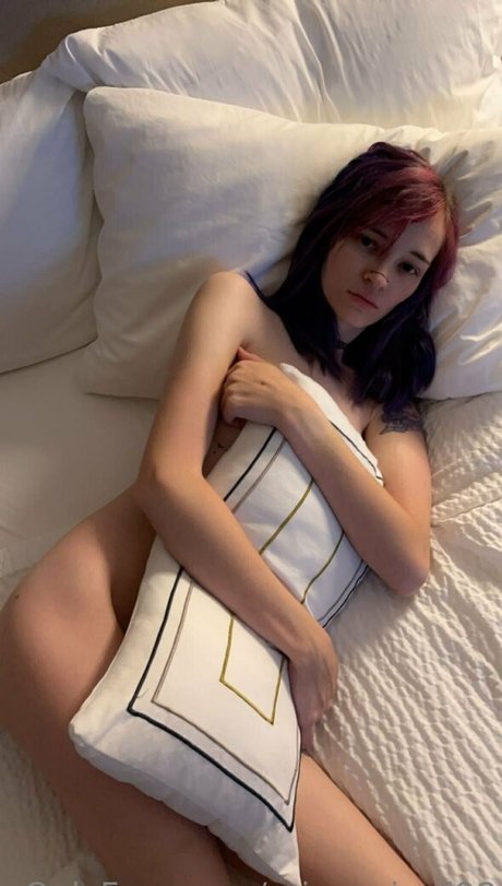Foto di nudo di fuga di OnlyFans di Arin
