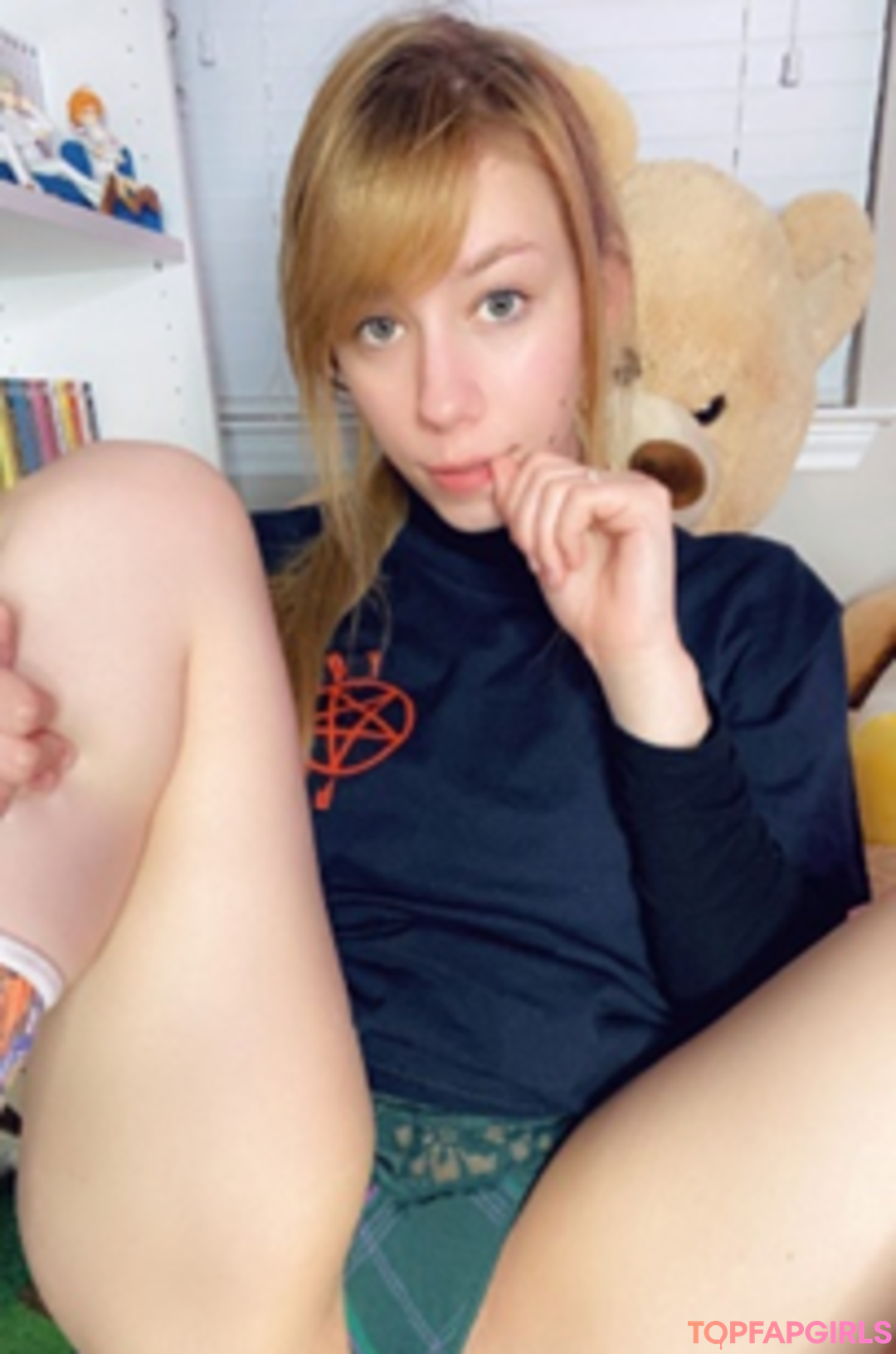 Foto di nudo di fuga di OnlyFans di Little Spoonz #620