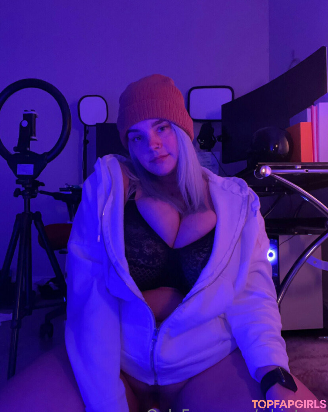 Foto di nudo di fuga di OnlyFans di Whiptrax #1436