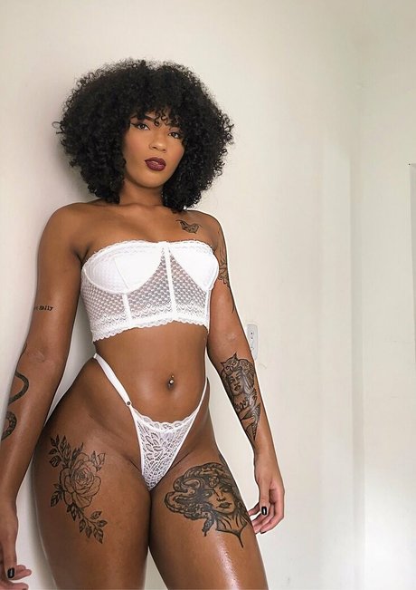Foto di nudo di fuga di OnlyFans di Packmedusa