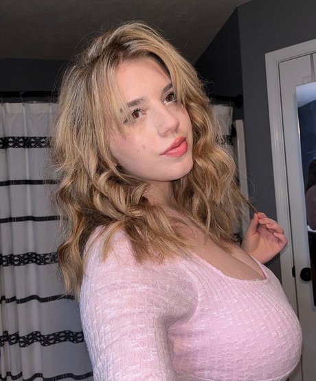 Foto di nudo di fuga di OnlyFans di Haley Z