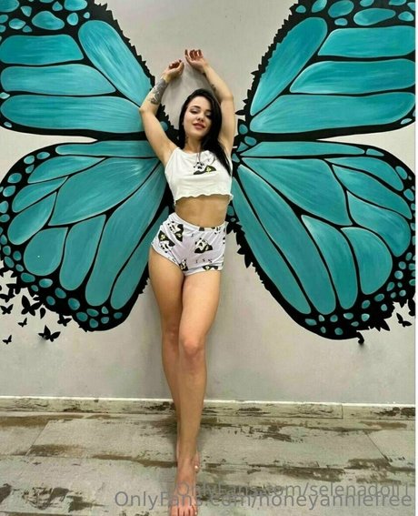 Honeyanniefree