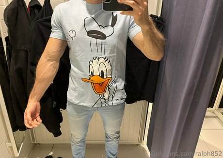 Foto di nudo di fuga di OnlyFans di Ralph852