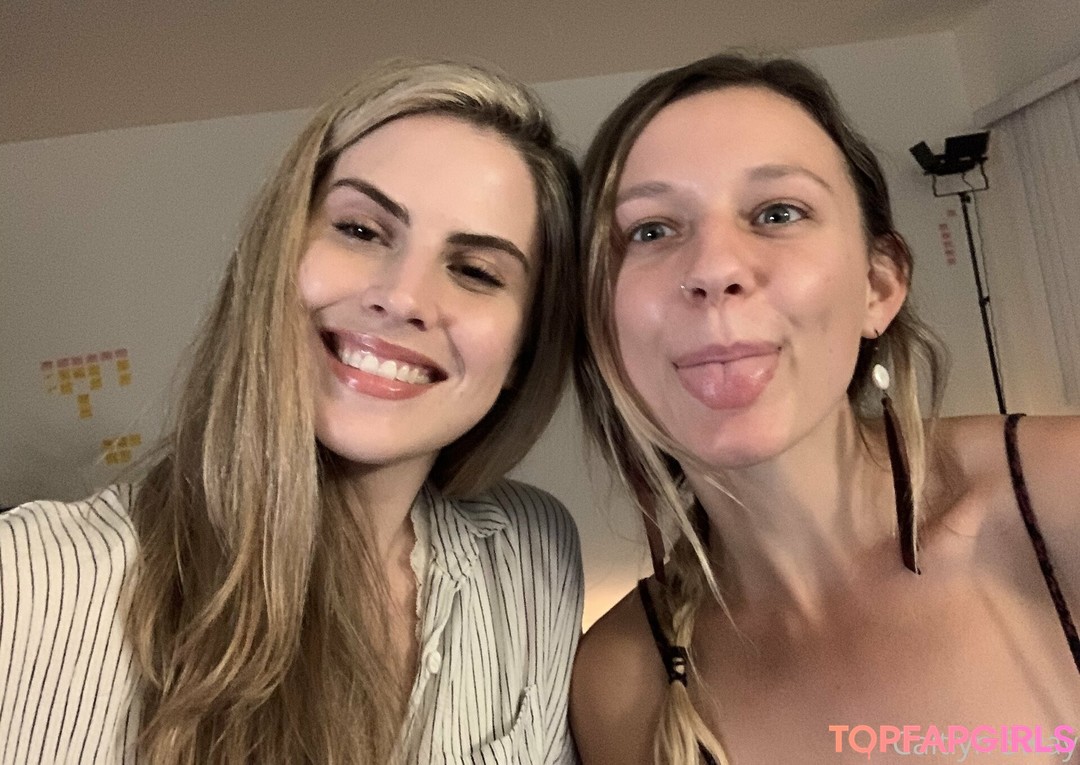 Foto di nudo di fuga di OnlyFans di Caitlynswayfree #85 Foto di nudo di fuga di OnlyFans di Caitlynswayfree #85