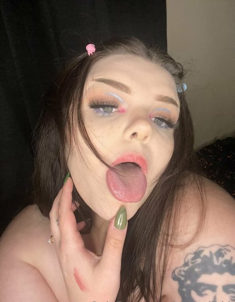 Foto di nudo di fuga di OnlyFans di Biggmilkkk