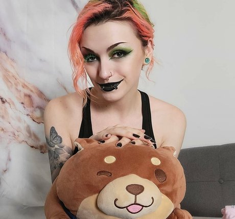 Foto di nudo di fuga di OnlyFans di Rynnreverie