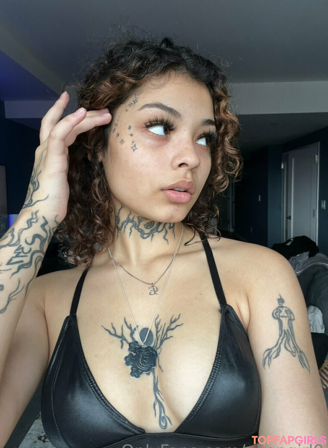 Foto di nudo di fuga di OnlyFans di Aliengirl0 #135 Foto di nudo di fuga di OnlyFans di Aliengirl0 #135