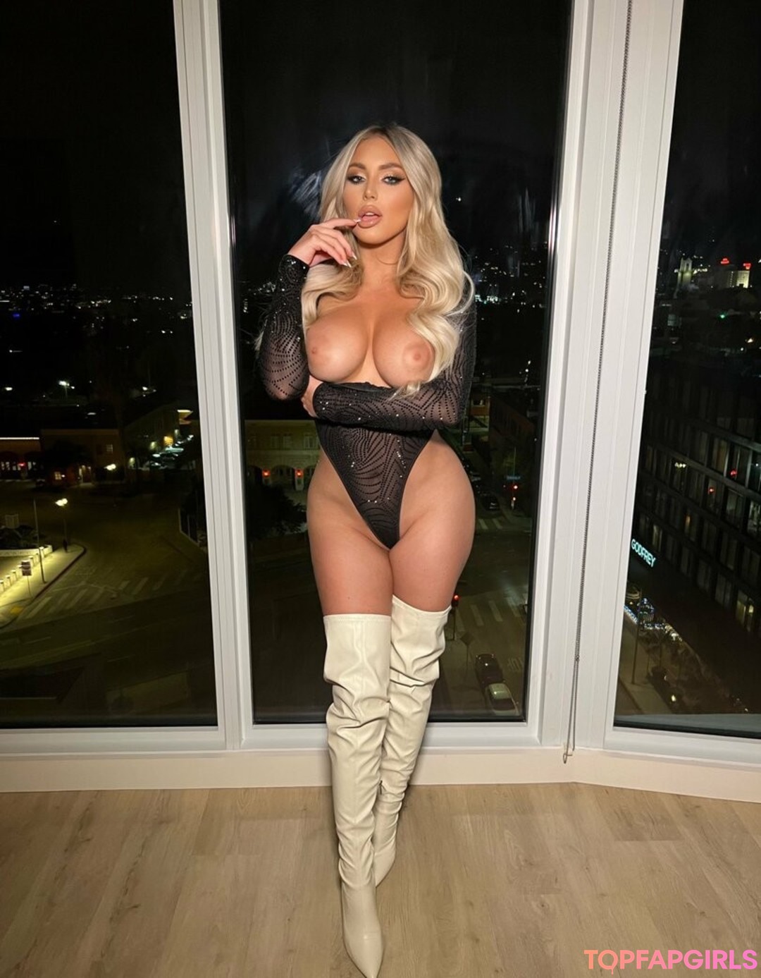 Foto di nudo di fuga di OnlyFans di Kayley Gunner #109 Foto di nudo di fuga di OnlyFans di Kayley Gunner #109