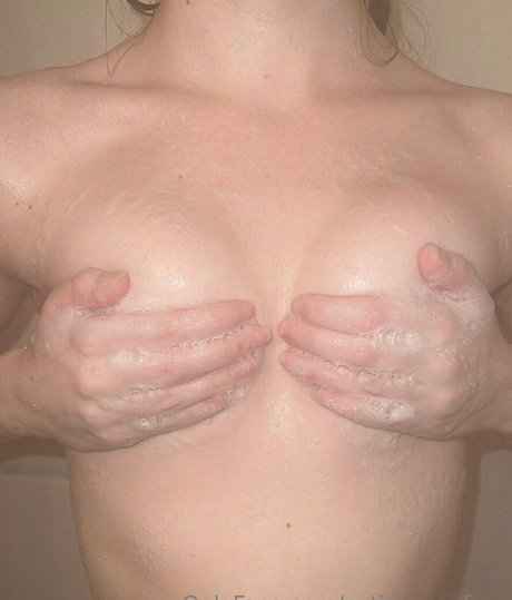 Foto di nudo di fuga di OnlyFans di Cutiekaseyfree