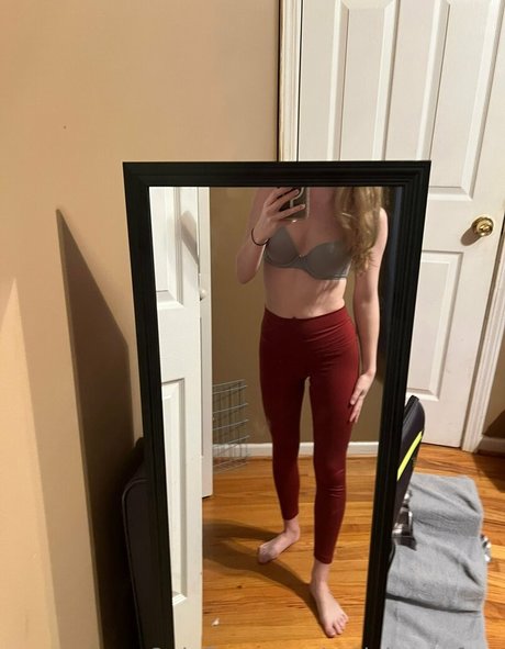 Foto di nudo di fuga di OnlyFans di Cutiekaseyfree