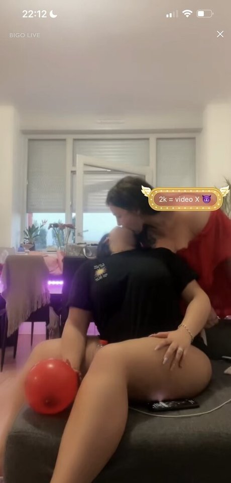 Foto di nudo di fuga di OnlyFans di Bigo Live