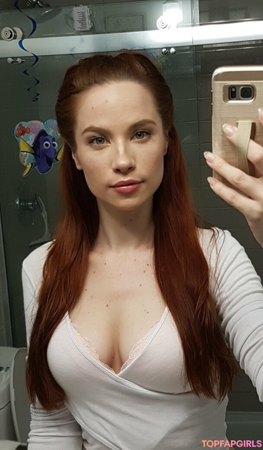 Foto di nudo di fuga di OnlyFans di Claracosmiafree #2 Foto di nudo di fuga di OnlyFans di Claracosmiafree #2