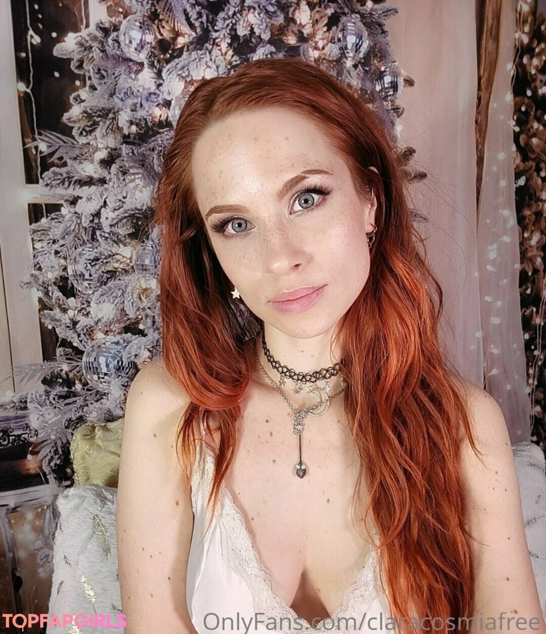 Foto di nudo di fuga di OnlyFans di Claracosmiafree #73 Foto di nudo di fuga di OnlyFans di Claracosmiafree #73