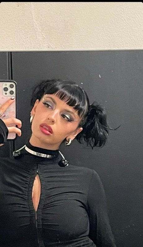 Foto di nudo di fuga di OnlyFans di Rebecca Black