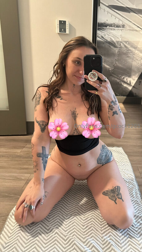 Foto di nudo di fuga di OnlyFans di Gcock1205