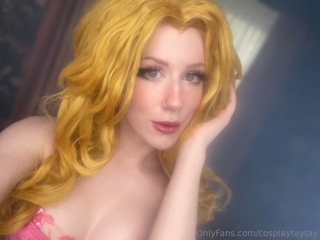 Foto di nudo di fuga di OnlyFans di Cosplaytaytay