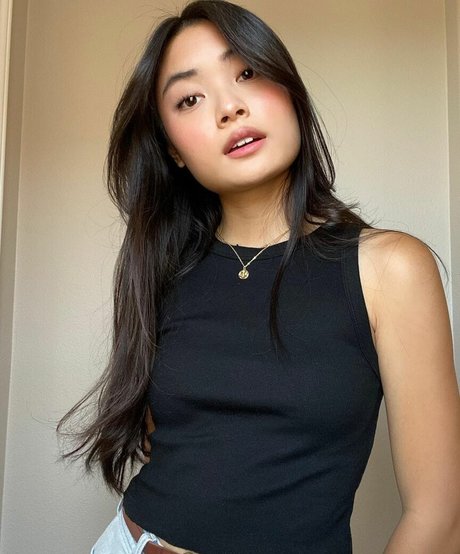 Foto di nudo di fuga di OnlyFans di Ashley Liao