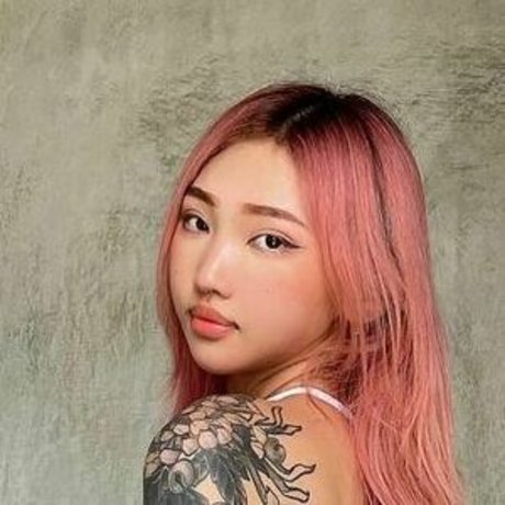 Foto di nudo di fuga di OnlyFans di Sharonzxt