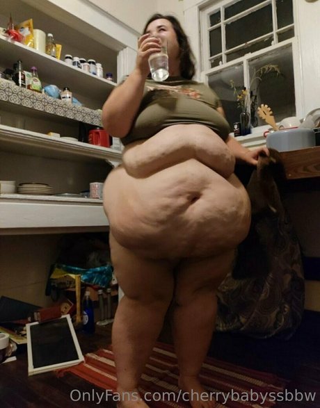Foto di nudo di fuga di OnlyFans di Swampgirlssbbw