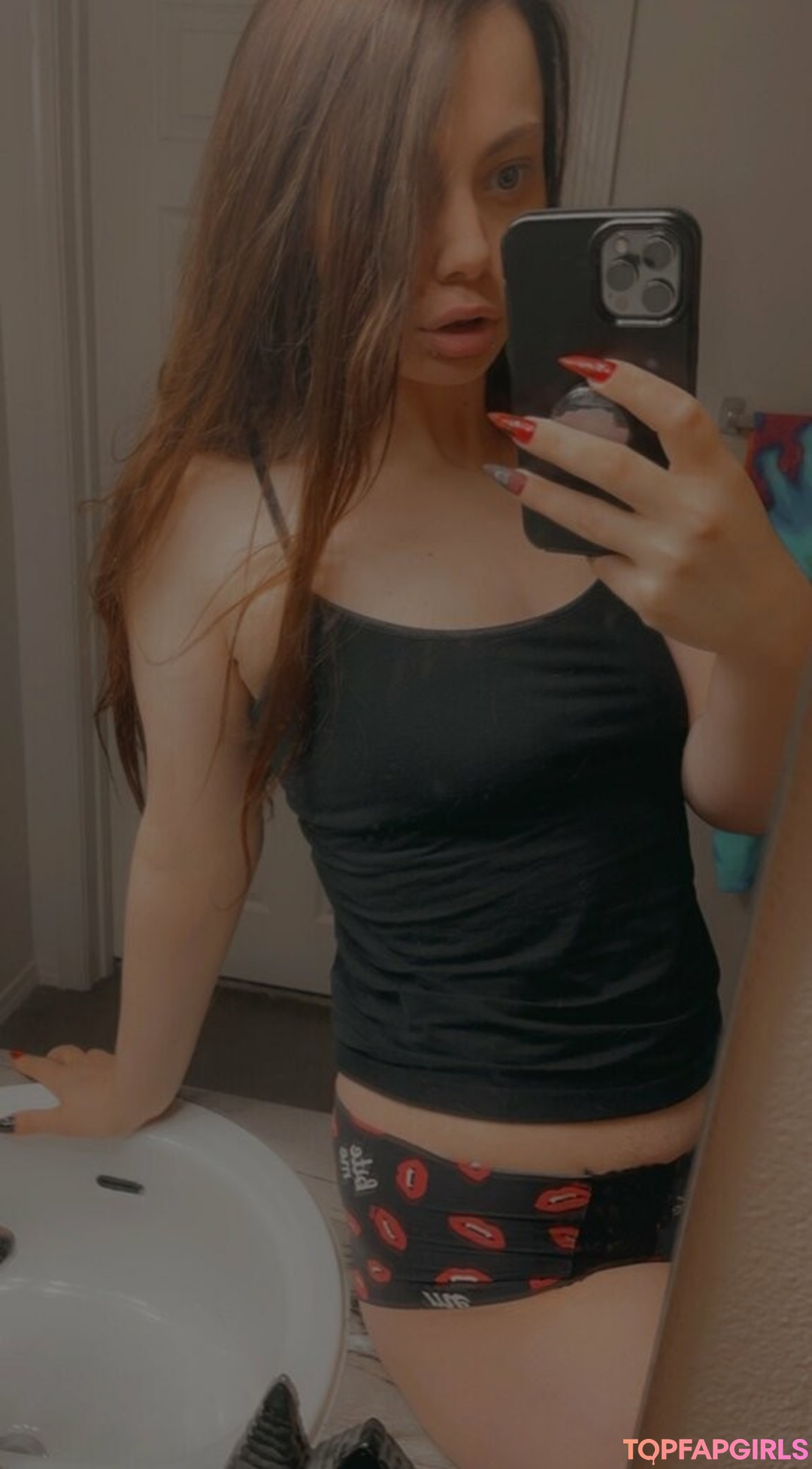 Foto di nudo di fuga di OnlyFans di Victorialunaarose #63 Foto di nudo di fuga di OnlyFans di Victorialunaarose #63