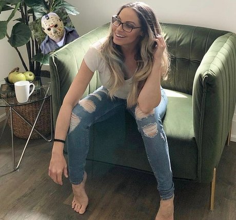 Trish Stratus