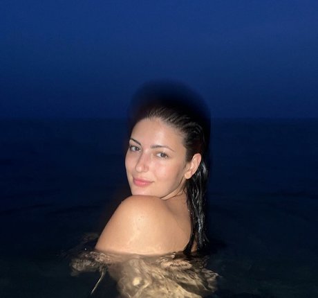 Foto di nudo di fuga di OnlyFans di Suecuk