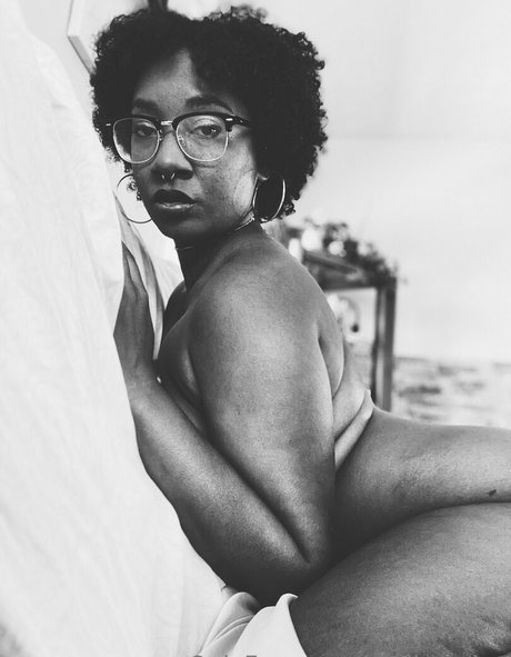 Foto di nudo di fuga di OnlyFans di Malicemiya