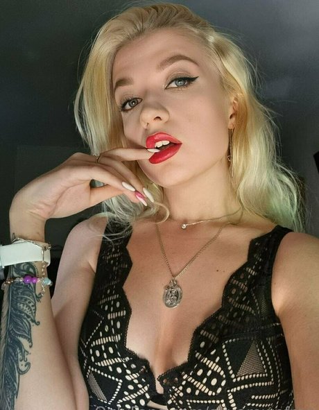 Aliyarowefree Foto di nudo di fuga di OnlyFans di Aliyarowefree #2