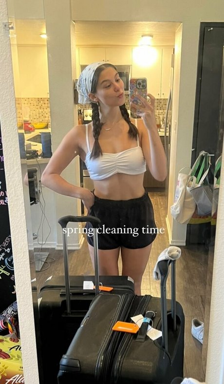Kira Kosarin